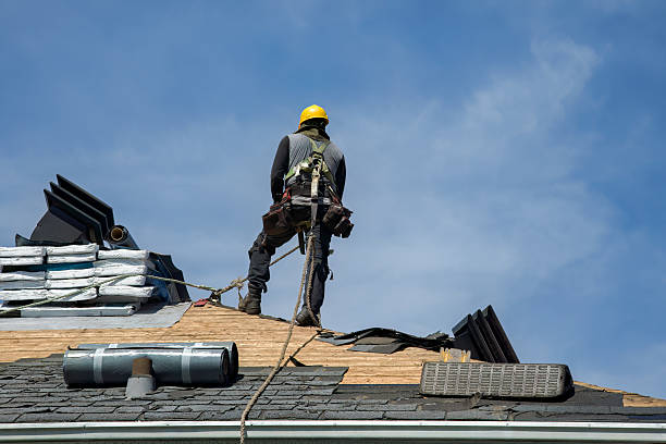 Professional Roofing technician working in Tamiment, PA